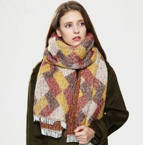 2017 New Fashionable Plaid Scarf for Women