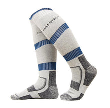 Performing Free Seamless Ski Sock for Men