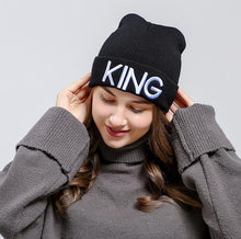 QUEEN Stylish Black Winter Beanie for Women